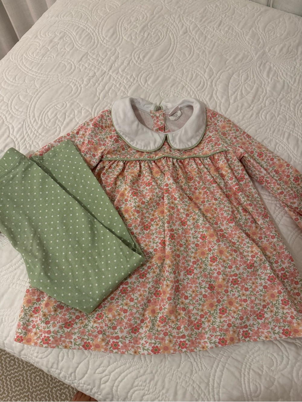 Stitchy Fish Girls 4T Set with Peter Pan Collar